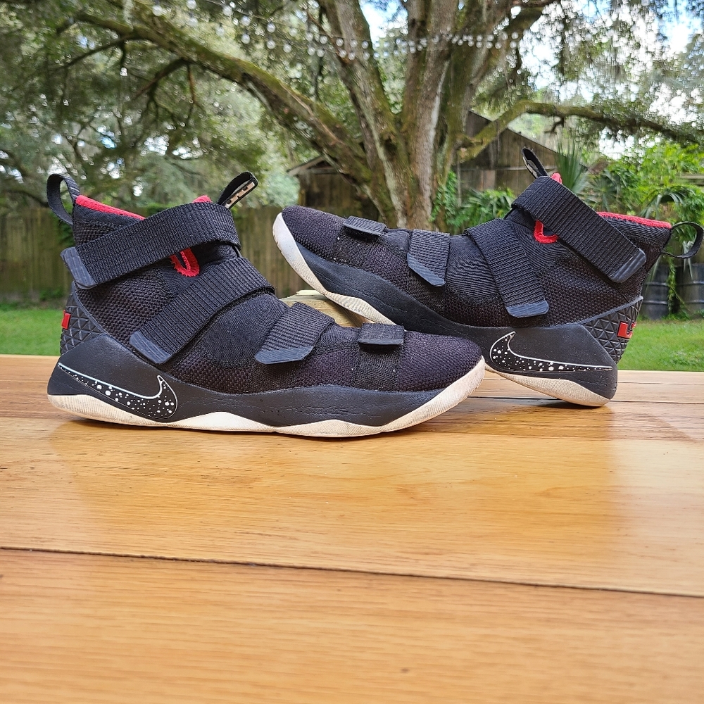 Nike LeBron Soldier II Eleven Bred Black Men's 13